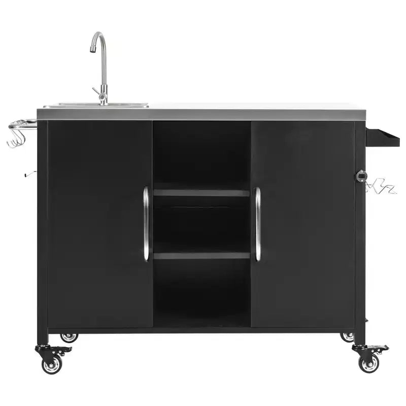 55,5 Zoll Outdoor-Kücheninsel mit Spüle, Edelstahl-Vorbereitungstisch mit Gewürzregal und feststellbaren Rollen, Grillwagenstation, Schwarz – ModernLuxe