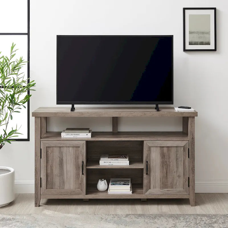 Middlebrook 58-Zoll-TV-Highboy mit gerillten Türen