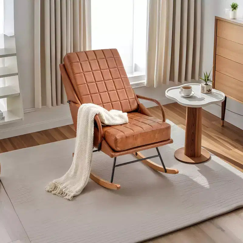 VECELO Polster-Schaukelstuhl aus Kunstleder/Teddy-Stoff, moderner Lounge-Schaukelsessel mit verstellbarer Rückenlehne, gepolsterter Sitzfläche und sicherem Gestell aus Massivholz, Weiß/Braun