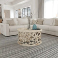Alina Couchtisch, handgefertigt aus Mangoholz, florales Schnitzmuster, ausgeschnittenes Design, Used-Look in Weiß, 84 cm