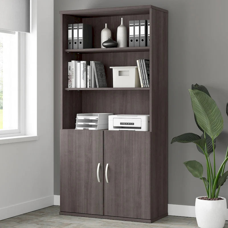 Hohes 5-stufiges Bücherregal mit Türen