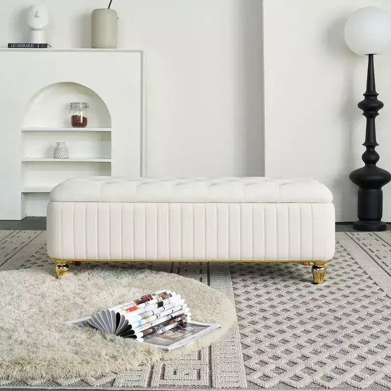 Okak moderne Luxus-Ottomanenbank mit Klappdeckel und tiefen Knöpfen, goldener Verzierung und Metallbeinen, gepolsterte Sitzbank mit Stauraum für Wohnzimmer und Schlafzimmer