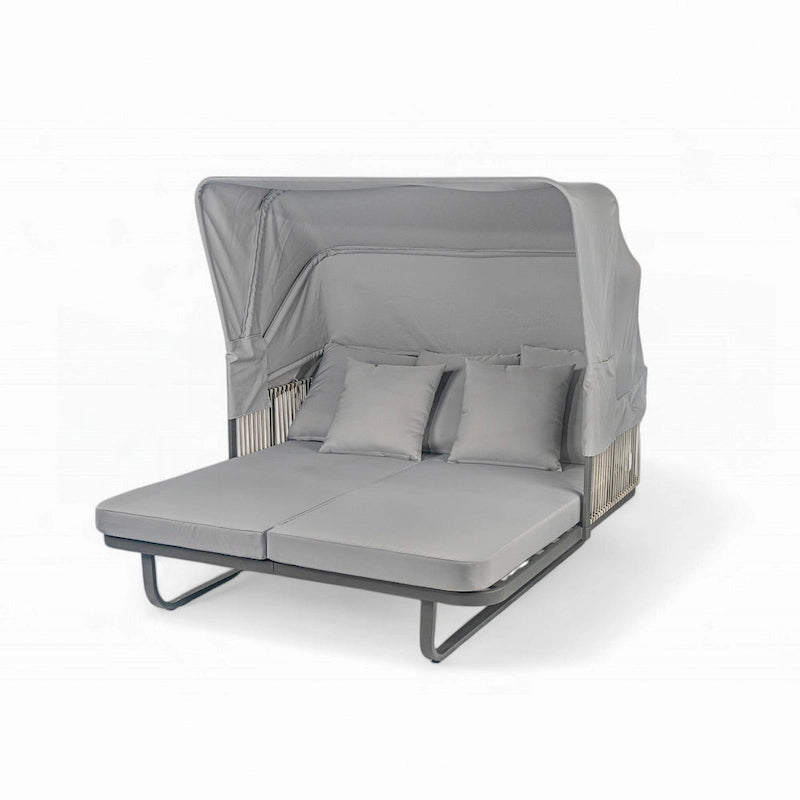 57 Outdoor-Tagesbett aus Rattan fürs Patio
