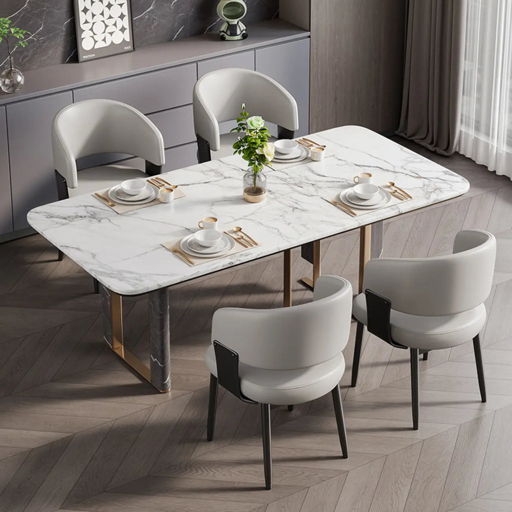 Modern gepolsterter Esszimmerstuhl in Glam-Optik mit Lederbezug
