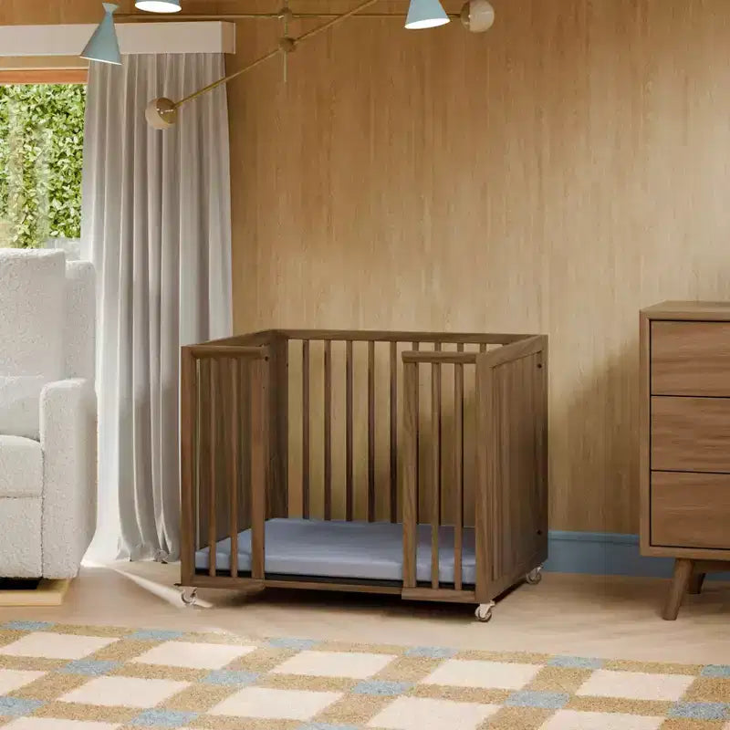 Babyletto Palma 8-in-1 wandelbares Kinderbett für alle Wachstumsphasen mit Beistellbett- und Kleinkindbett-Sets