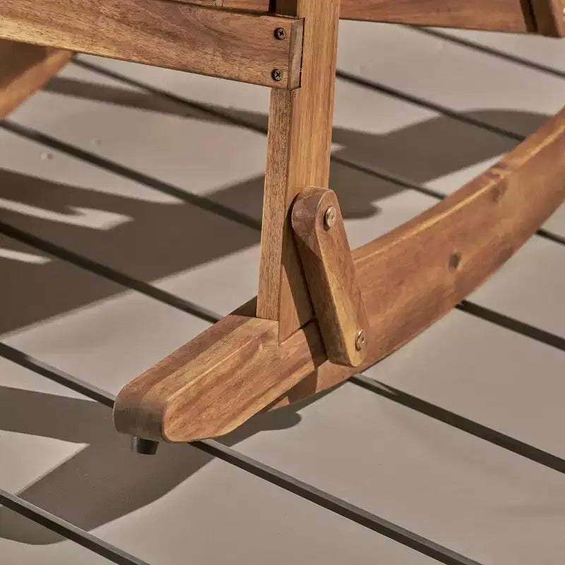 Okak Rustikaler Adirondack-Schaukelstuhl, Premium Akazienholz-Akzentstuhl, 1 Stk., Outdoor-Relaxsessel für Veranda, Garten & Hinterhof, Natur