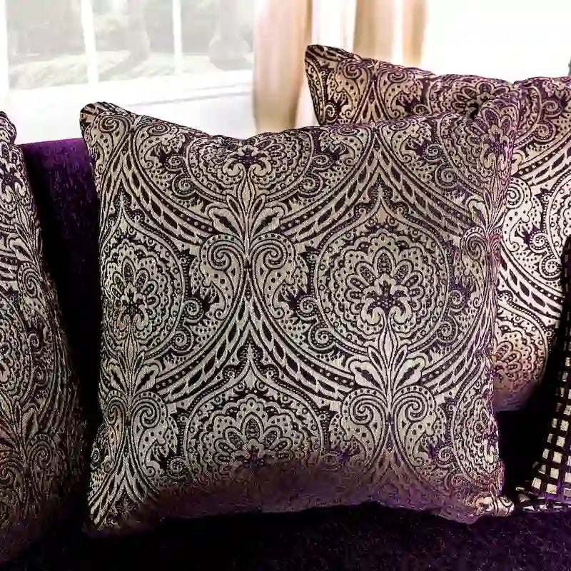 Grendel Traditionelles lila Chenille-Zweisitzer-Sofa mit gerollten Armlehnen von Furniture of America
