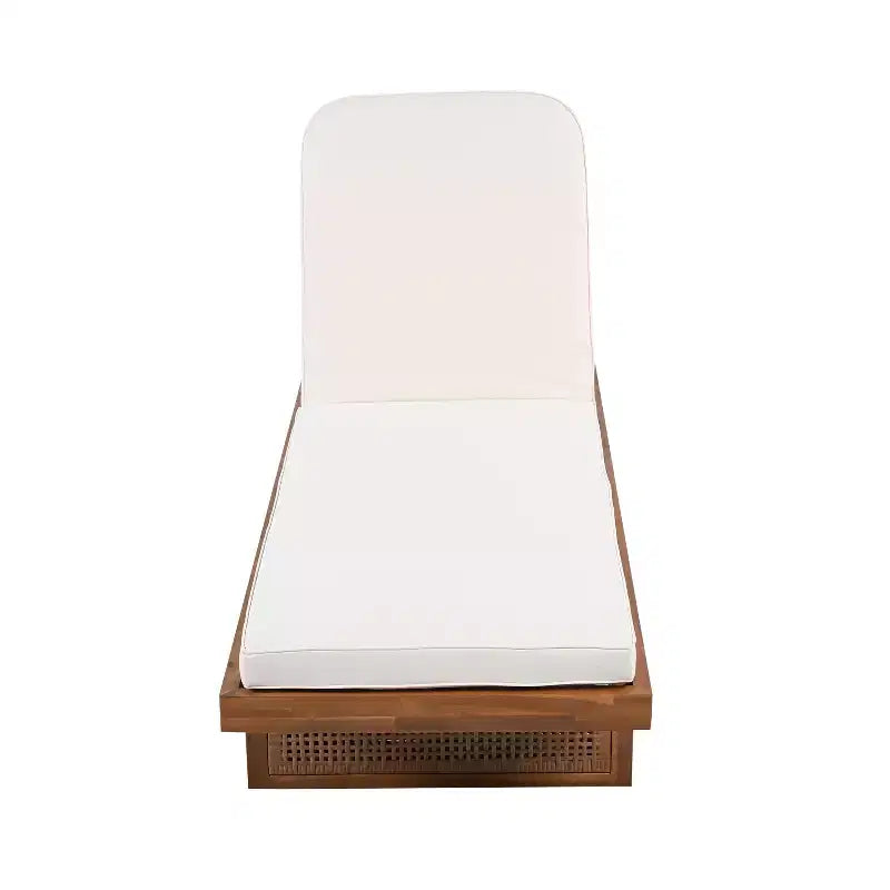 Christopher Knight Home Wino Patio 3-teiliges Akazienholz-Rattan-Sonnenliegen-Set mit Polster und Lattentisch
