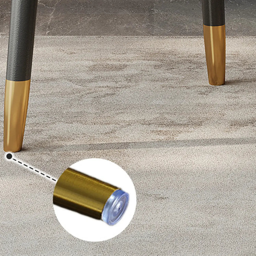Modern gepolsterter Esszimmerstuhl in Glam-Optik mit Lederbezug