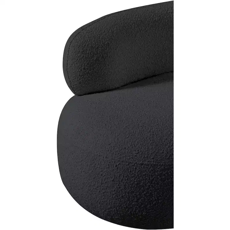 Meridian Furniture Venti Stuhl aus Bouclé-Stoff