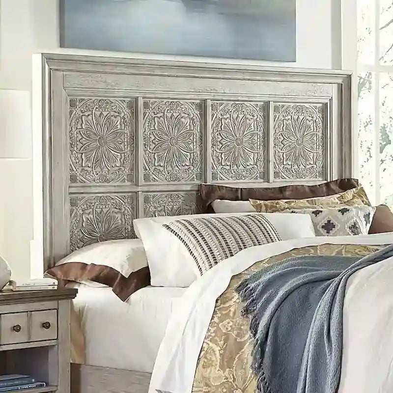 Dekoratives Paneel-Kopfteil für Queensize-Bett „Heartland“ in Antikweiß mit Tabakfinish