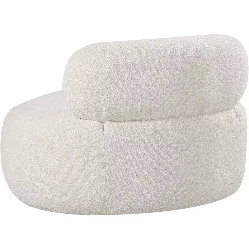 Meridian Furniture Venti Stuhl aus Bouclé-Stoff