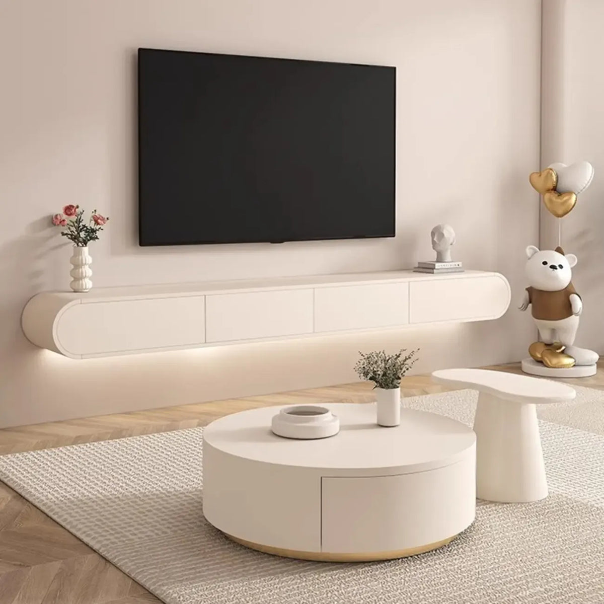 Weißes hängendes TV-Board aus Holz mit Stauraum für das Wohnzimmer