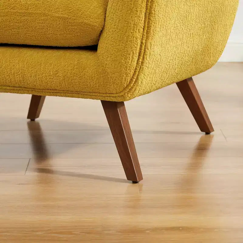 Art Leon Bequemer Akzentstuhl aus Jacquard-Flanell mit Holzbeinen