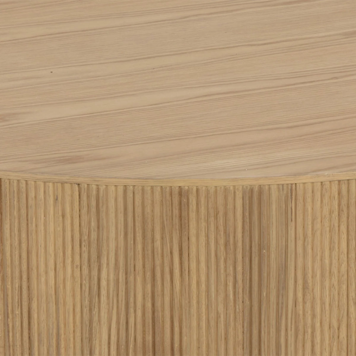 Couchtisch aus rustikaler Eiche mit Rillen | Gebürstetes Gold-Finish