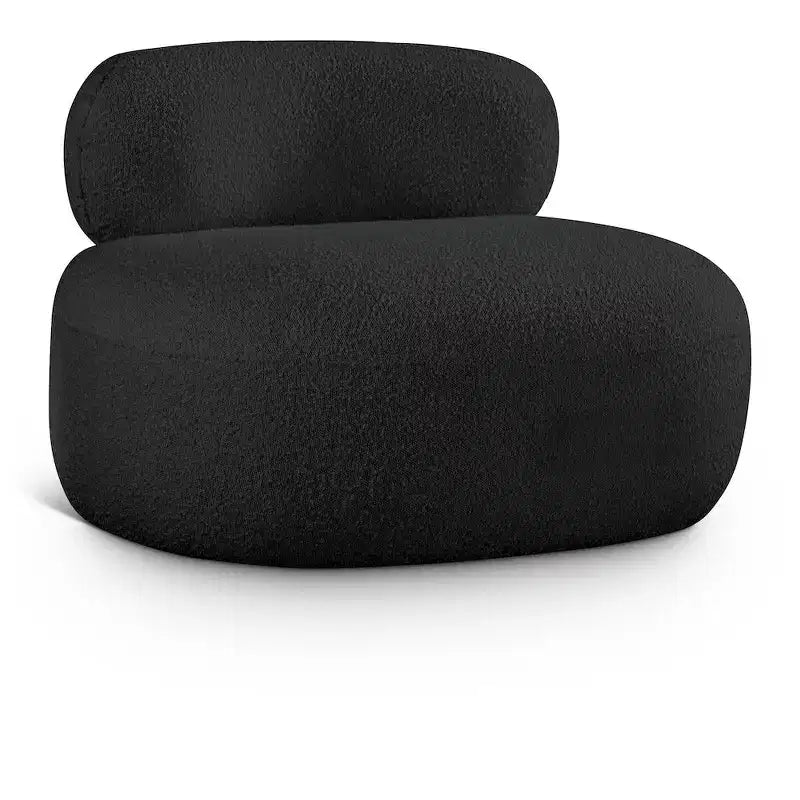 Meridian Furniture Venti Stuhl aus Bouclé-Stoff