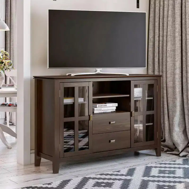 Stratford Hoher TV-Ständer aus Massivholz für TVs bis zu 55 Zoll – WyndenHall