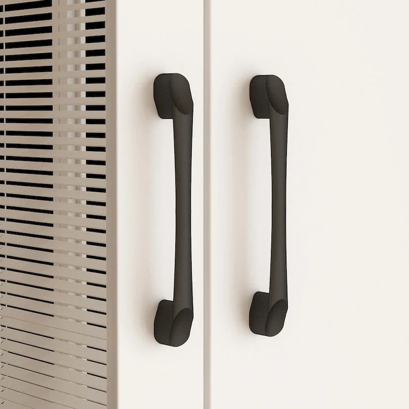 Kleiderschrank mit Spiegel, verstellbarer Kleiderstange und platzsparendem Design
