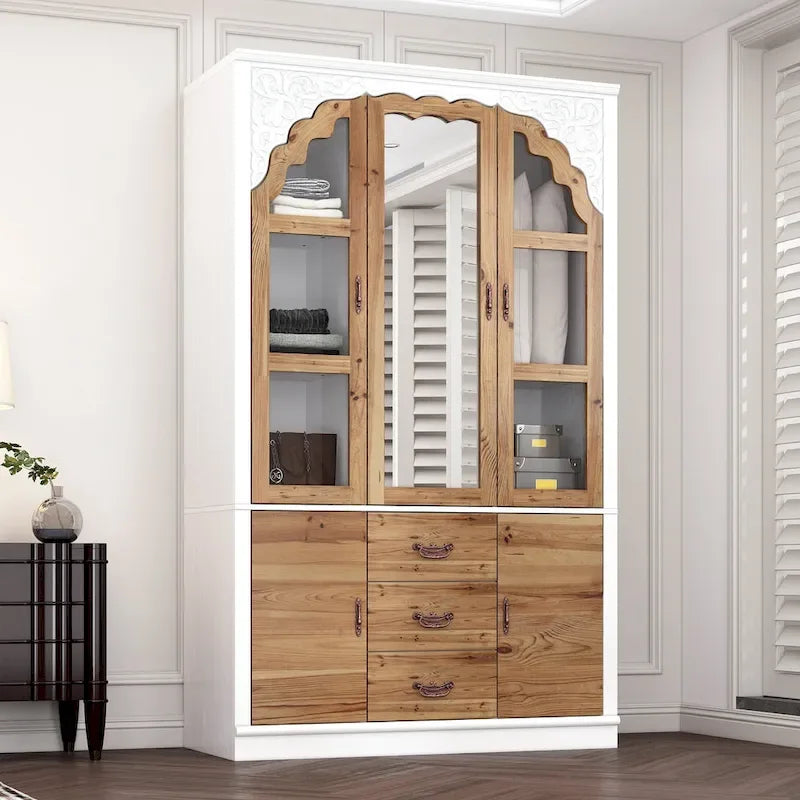 Vintage-inspiriertes zweiteiliges Kleiderschrank-Set mit Metallakzenten