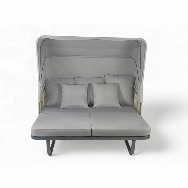 57 Outdoor-Tagesbett aus Rattan fürs Patio

