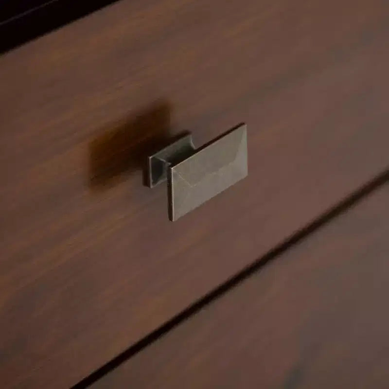 Stratford Hoher TV-Ständer aus Massivholz für TVs bis zu 55 Zoll – WyndenHall