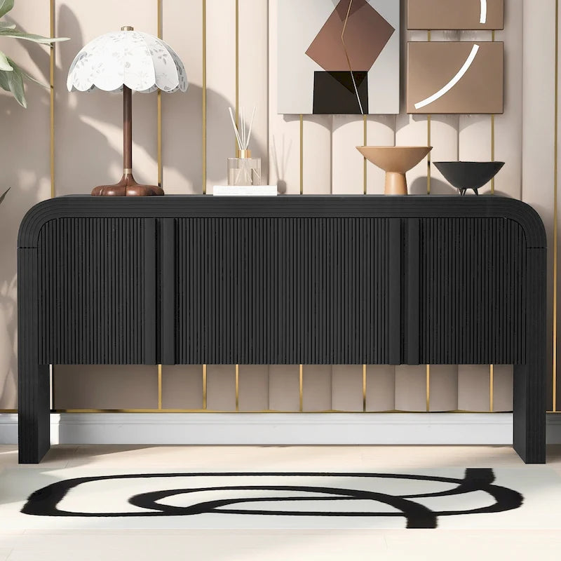 Geschwungenes Aufbewahrungsschrank-Sideboard mit 4 gestreiften Türen und verstellbaren Einlegeböden, moderner Flurschrank mit Kiefernholzbeinen