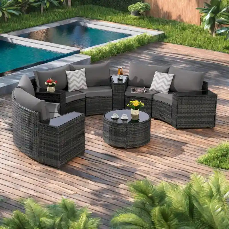 11-teiliges modulares Outdoor-Sofa-Set mit halbrunden Elementen, Couchtisch aus gehärtetem Glas und 4 Beistelltischen