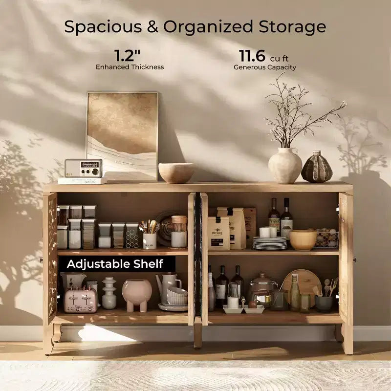 Buffetschrank mit Stauraum, rustikaler Aufbewahrungsschrank mit 4 geschnitzten Türen und verstellbarem Einlegeboden, Sideboard aus Holz als Akzentmöbel