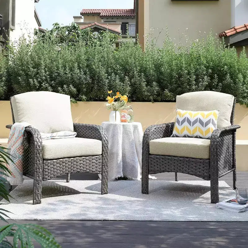 HOMLUX 2er-Set Terrassenstühle aus Korbgeflecht, wetterfeste Rattanstühle mit hoher Rückenlehne für den Außenbereich