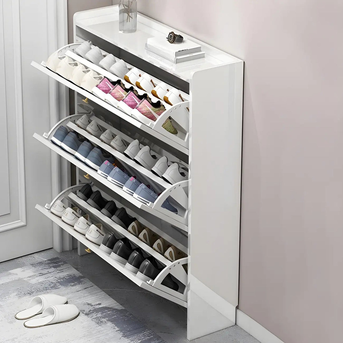 Glamouröser schwarzer Schuhschrank für den Eingangsbereich mit verstellbaren Einlegeböden