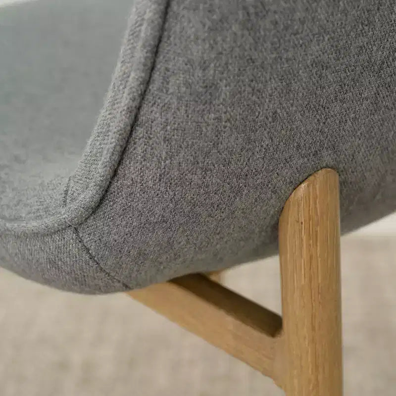 5-teiliges Esszimmerset, runder 37-Zoll-Tisch mit Säulenfuß und Holzoptik-Platte sowie gepolsterten, geschwungenen Stühlen, moderner Stil – Panipeachy
