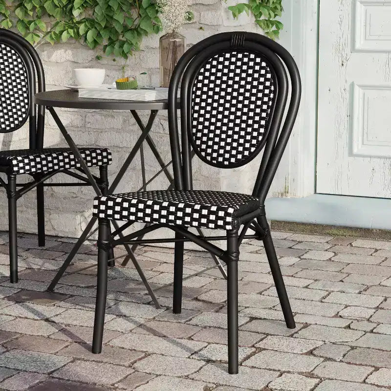 Flash Furniture Lourdes stapelbarer Thonet-Bistrostuhl für den gewerblichen Innen- und Außenbereich, PE-Rattan und Aluminiumgestell