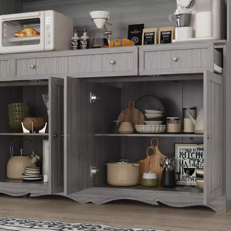 Famapy 155,4 cm grauer Buffetschrank mit Aufsatz, Küchenschrank mit verzierter Sockelleiste: Eine Verbindung von Eleganz und Nutzen