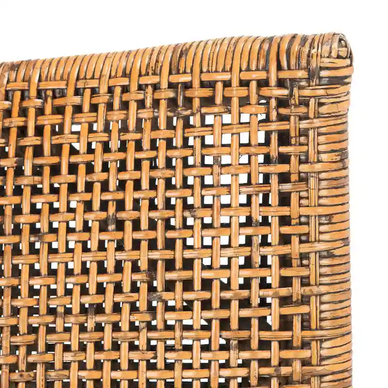 Küstendesign Rattan-Stuhl mit Kissen, 22 B x 24 L x 37 H, 22 B x 24 T x 37 H