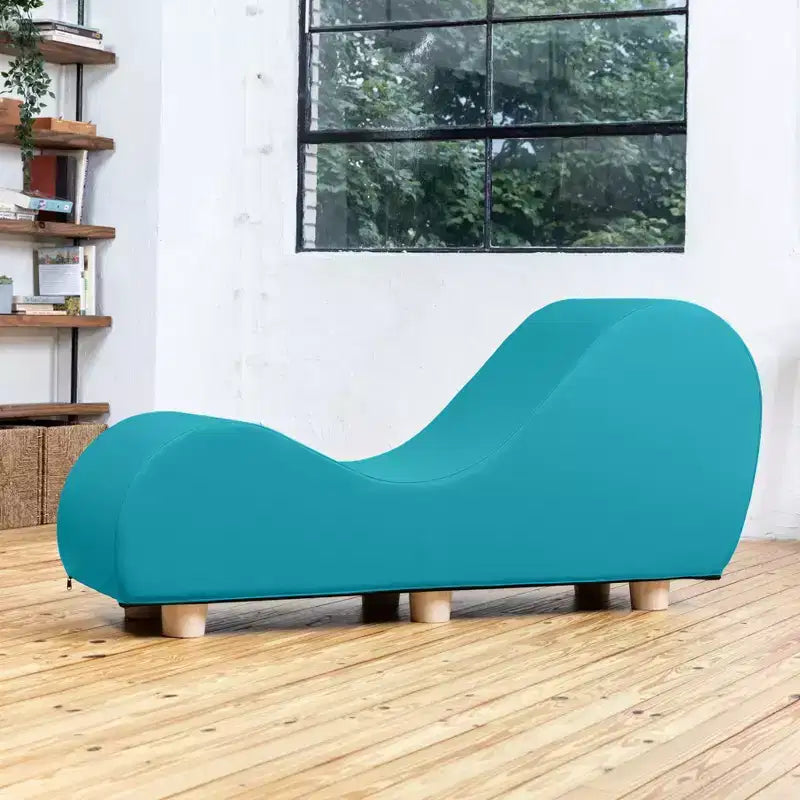 Avana Liegestuhl zum Strecken und Entspannen, Beine aus Hevea-Holz, Kunstleder – U-Boot-Grau