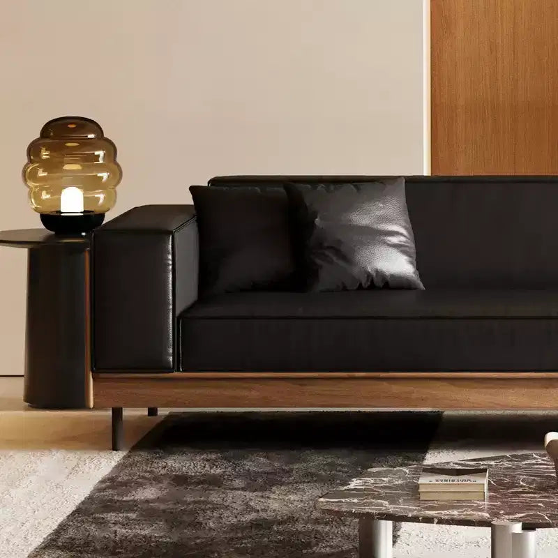 98,42 Modernes Ledersofa mit Massivholzrahmen, Metallbeinen und 3 Dekokissen