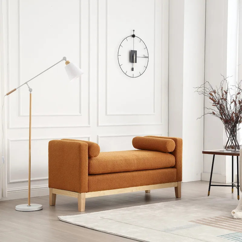 Elegante Polsterbank mit hohen Seiten