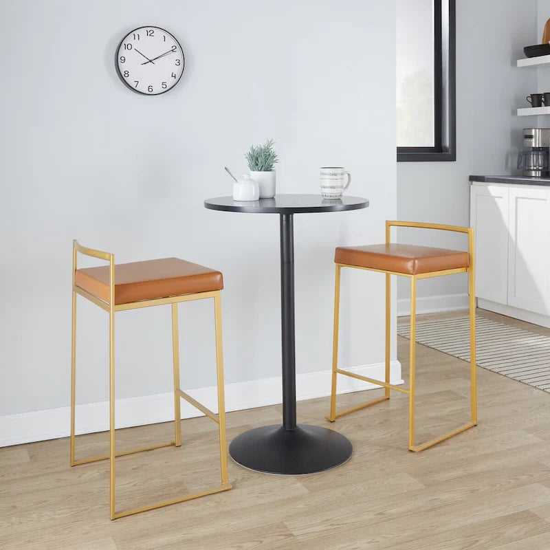 Goldener stapelbarer, vollverschweißter Barhocker, 3er-Set