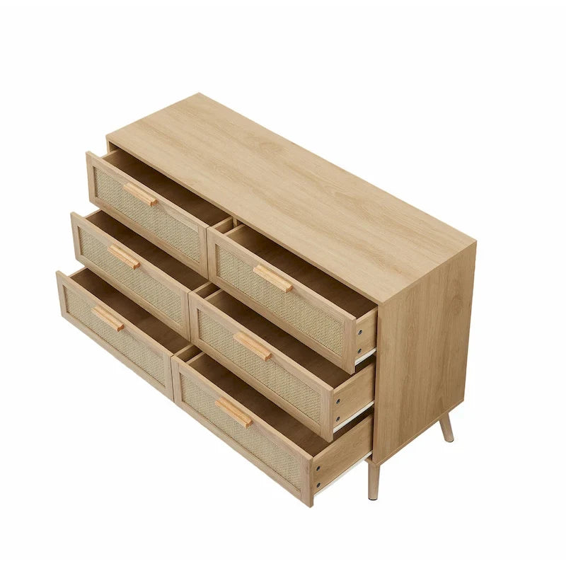 Schlafzimmerkommode mit Rattanfronten