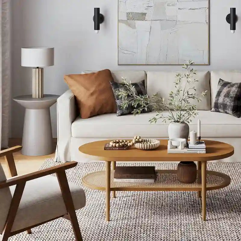 Nathan James Sonia Bohemian Couchtisch mit zwei ovalen Ebenen aus hellem Holz und Ablage aus Rattan
