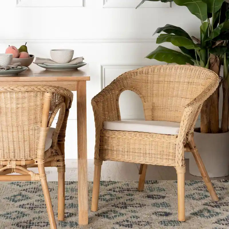 Abbey Moderner böhmischer Esszimmerstuhl aus natürlichem Rattan