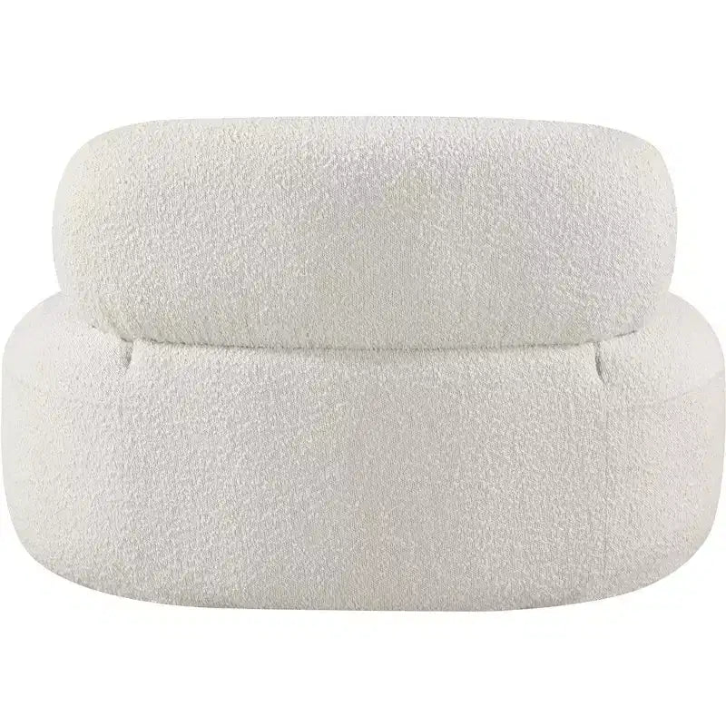 Meridian Furniture Venti Stuhl aus Bouclé-Stoff