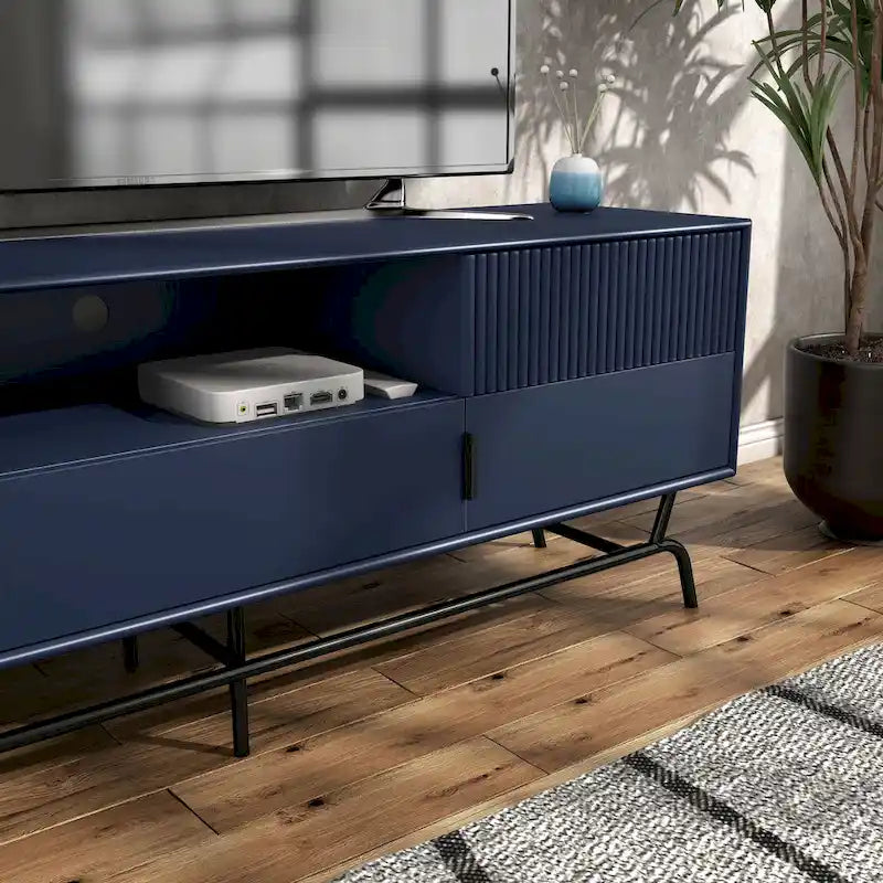 DH BASIC Modern 60-Zoll-TV-Lowboard mit 3 Schubladen und Kabeldurchführung von Denhour
