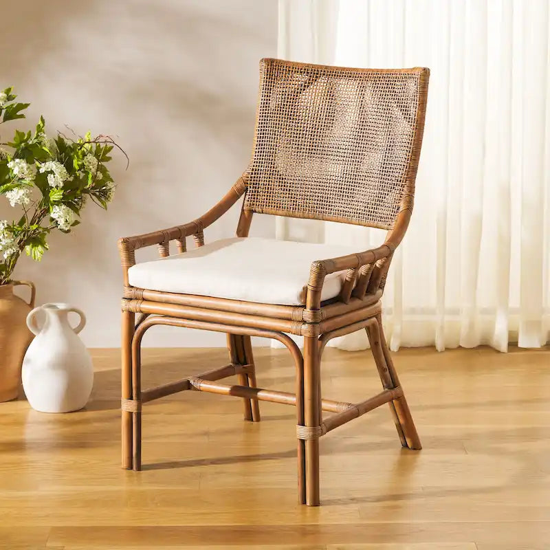 Küstendesign Rattan-Stuhl mit Kissen, 22 B x 24 L x 37 H, 22 B x 24 T x 37 H