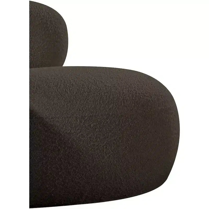 Meridian Furniture Venti Stuhl aus Bouclé-Stoff