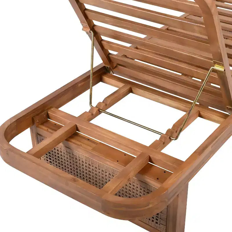 Christopher Knight Home Wino Patio 3-teiliges Akazienholz-Rattan-Sonnenliegen-Set mit Polster und Lattentisch