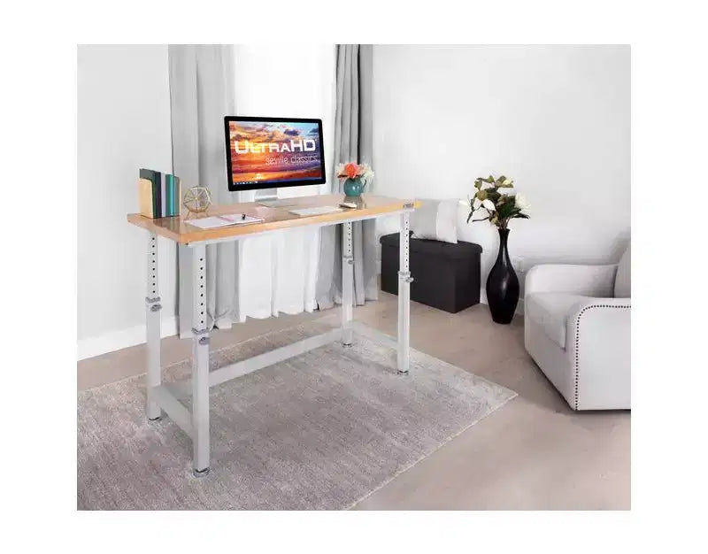 Robuster, höhenverstellbarer Werktisch 60 mit Holzplatte