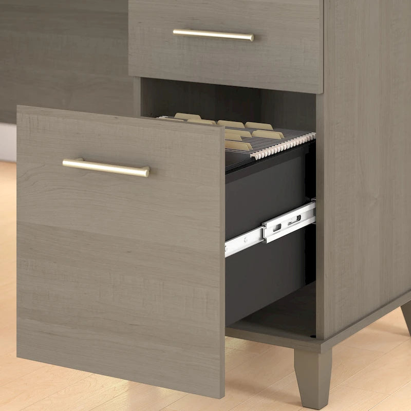 Bush Furniture Somerset 60 Zoll breiter L-förmiger Schreibtisch mit Aufsatzregal und Stauraum