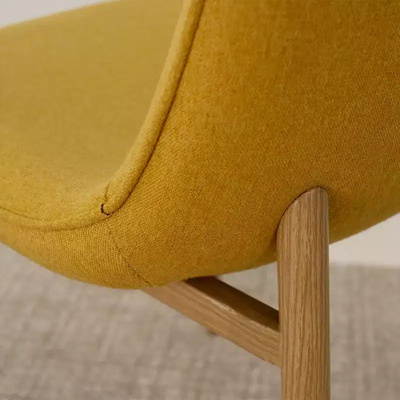5-teiliges Esszimmerset, runder 37-Zoll-Tisch mit Säulenfuß und Holzoptik-Platte sowie gepolsterten, geschwungenen Stühlen, moderner Stil – Panipeachy