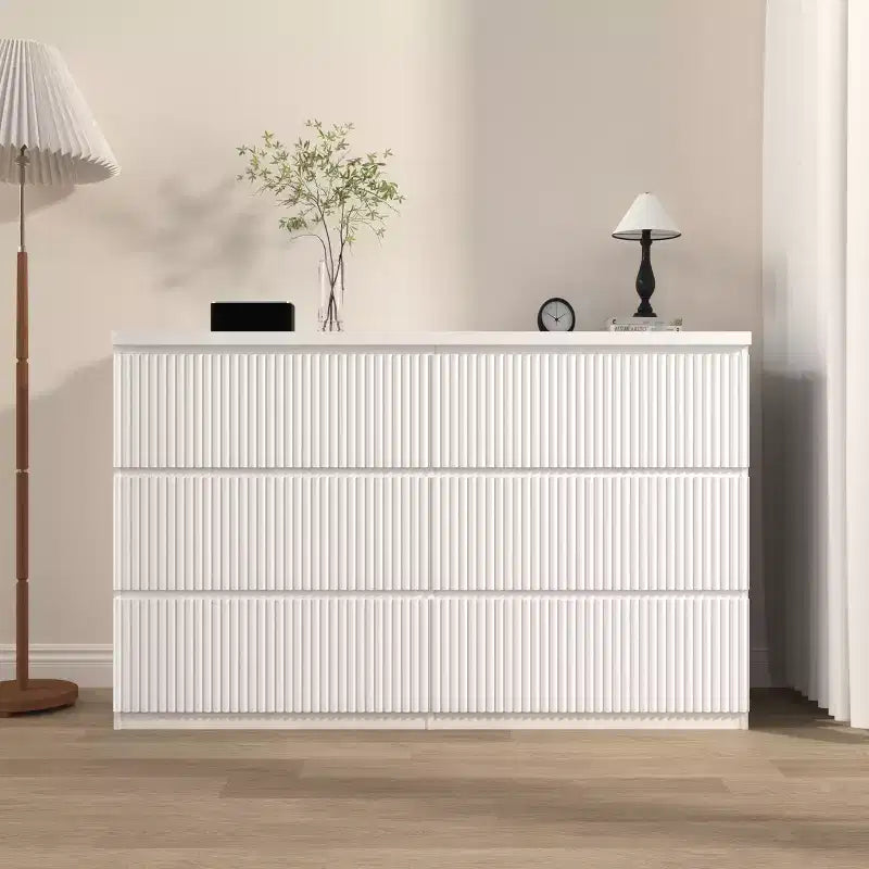 6-Schubladen-Kommode fürs Schlafzimmer, 47W geriffelte Kommode, hölzerne Kommode und TV-Ständer, Aufbewahrungsorganizer für Kleidung fürs Schlafzimmer, den Flur oder den Eingangsbereich